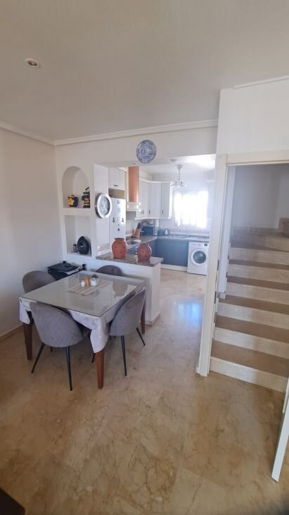 2-Bedroom House in Villamartín-las Filipinas, Orihuela Costa - Image 13