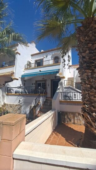 2-Bedroom House in Villamartín-las Filipinas, Orihuela Costa - Image 4
