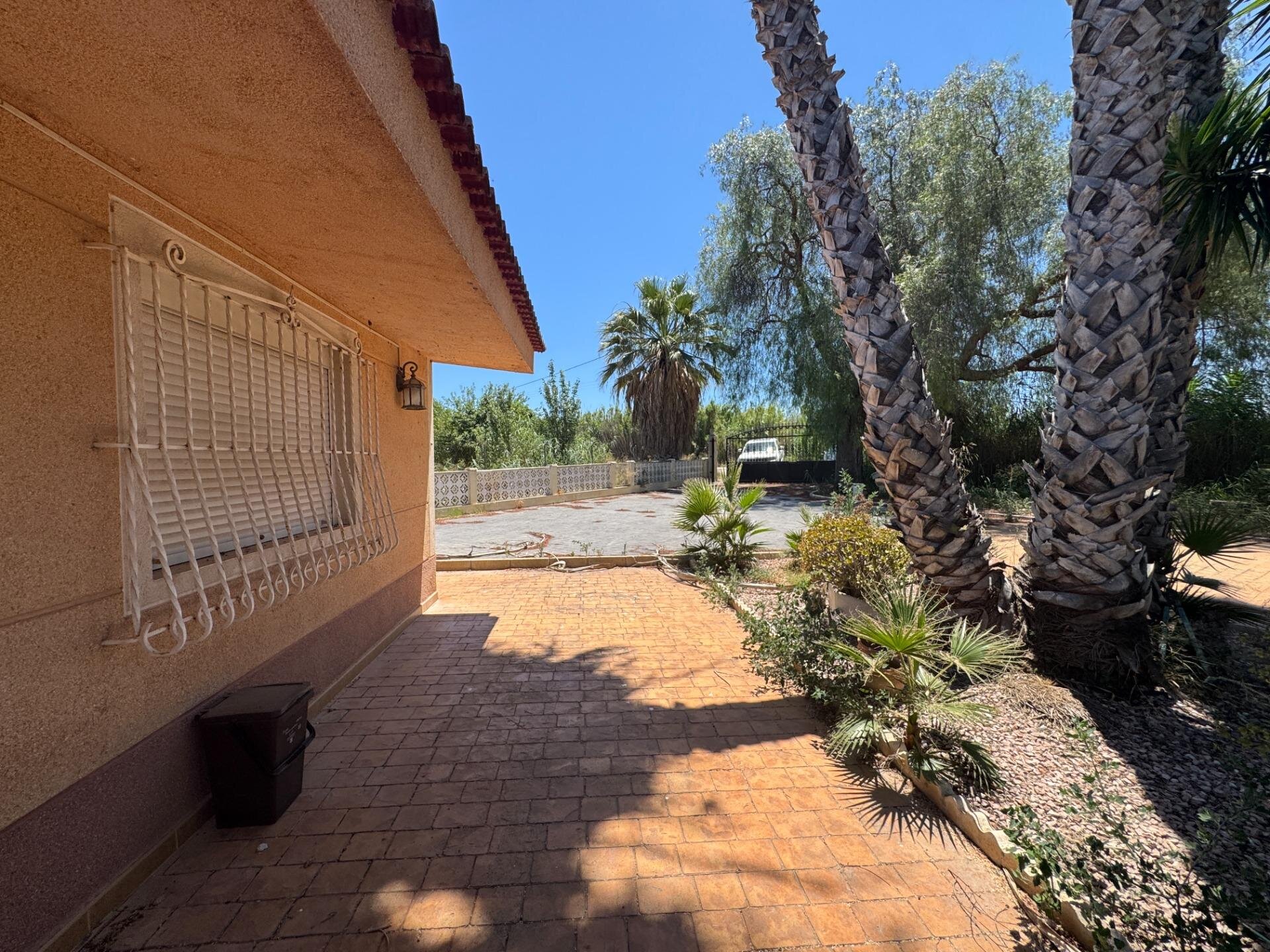 4-Bedroom Country House in Dolores - Image 26