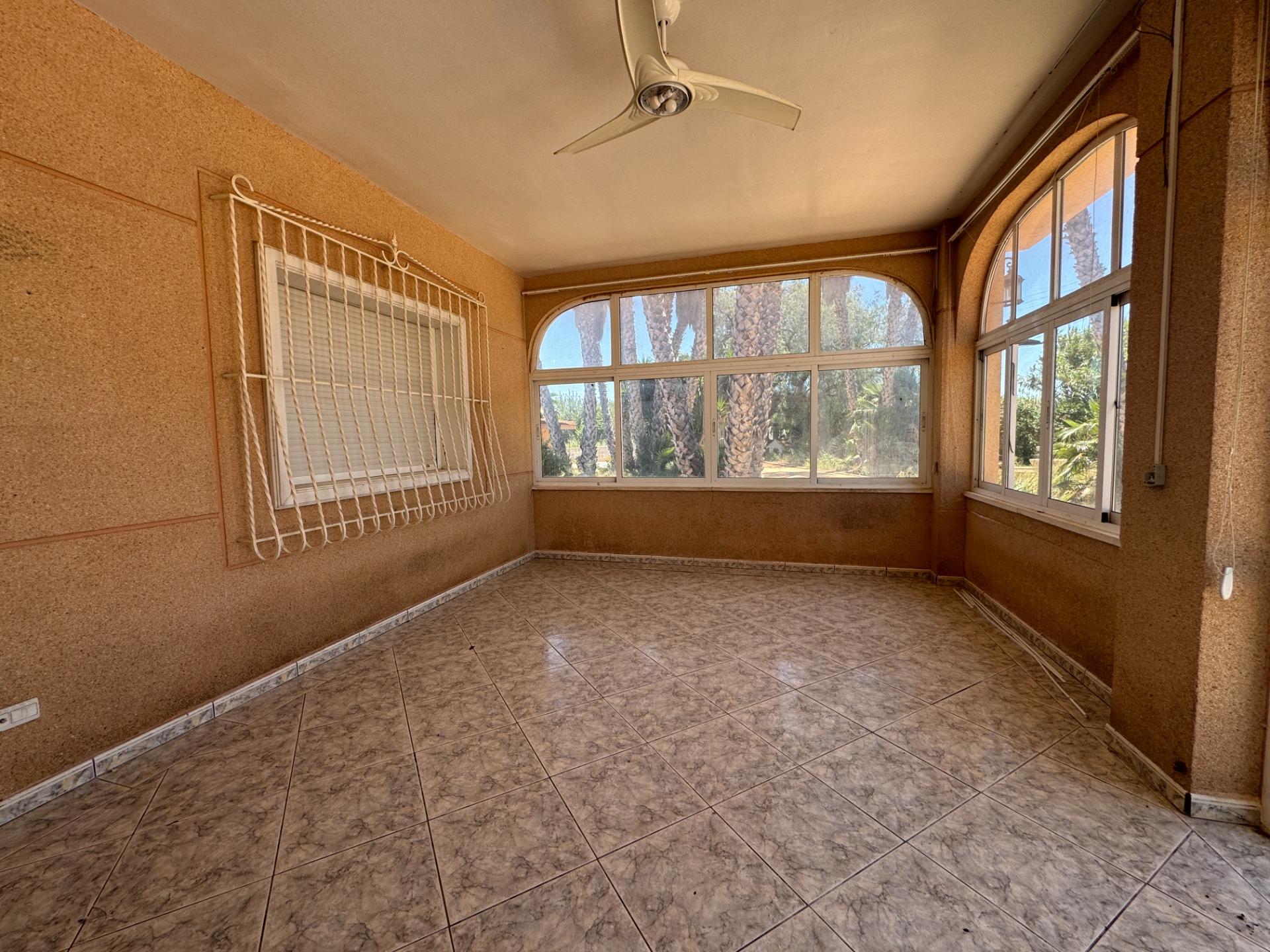 4-Bedroom Country House in Comunidad Valenciana, Dolores - Image 8