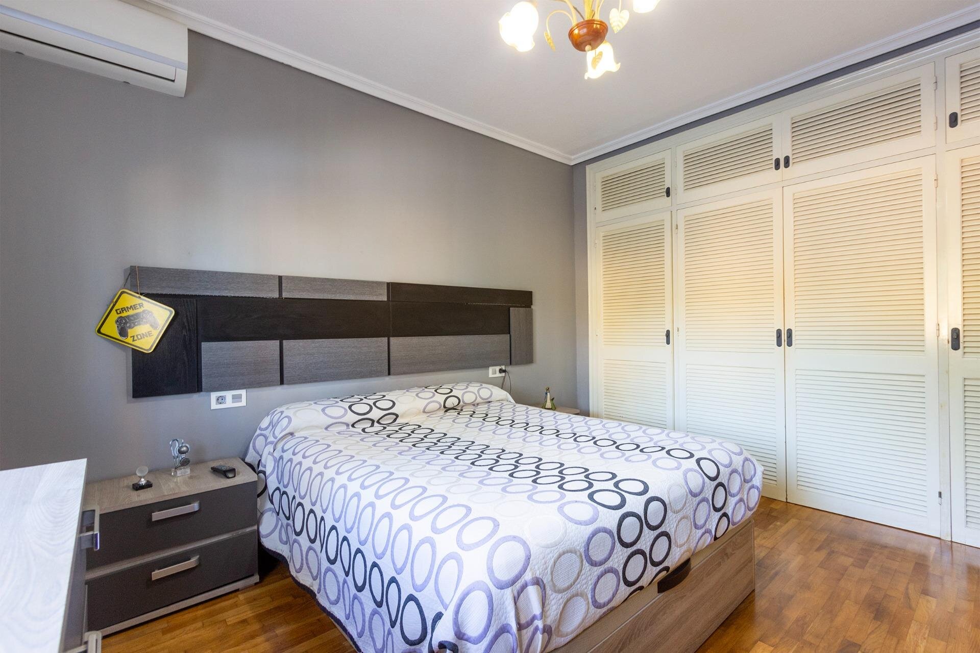 Villa de 4 Dormitorios en Los Balcones - Los Altos del Edén, Torrevieja - Image 20