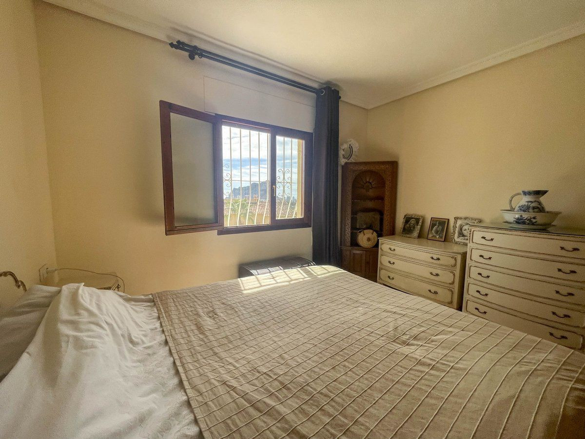 3-Bedroom Detached House in  Calpe | Sunny Casas - Costa ... - Image 14