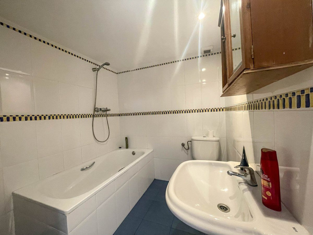 3-Bedroom Detached House in  Calpe | Sunny Casas - Costa ... - Image 21