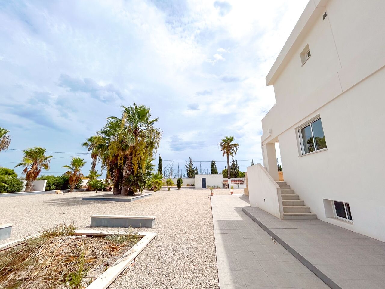 8-Bedroom Villa in Pueblo 8, Los Montesinos - Image 10