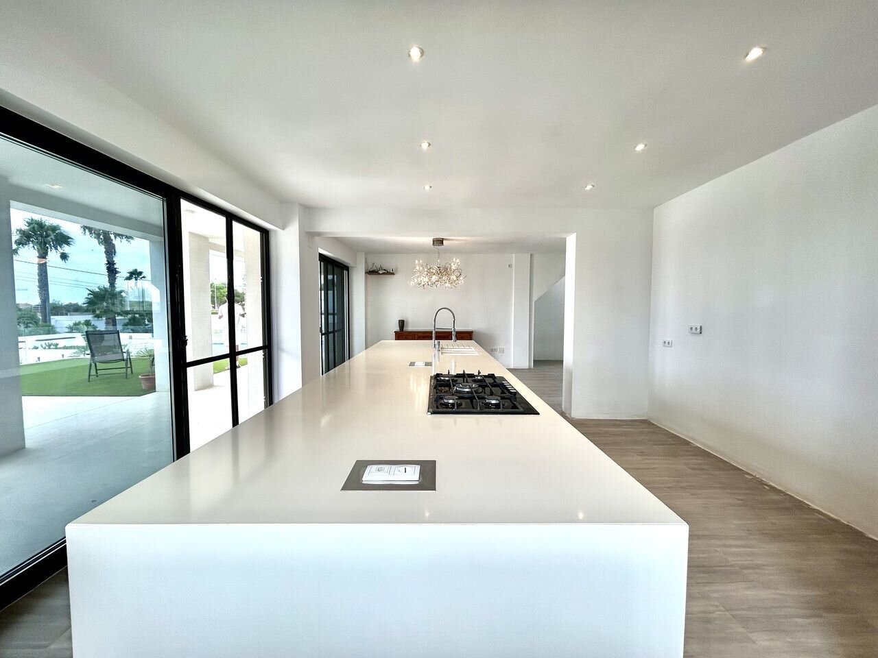 8-Bedroom Villa in Pueblo 8, Los Montesinos - Image 13