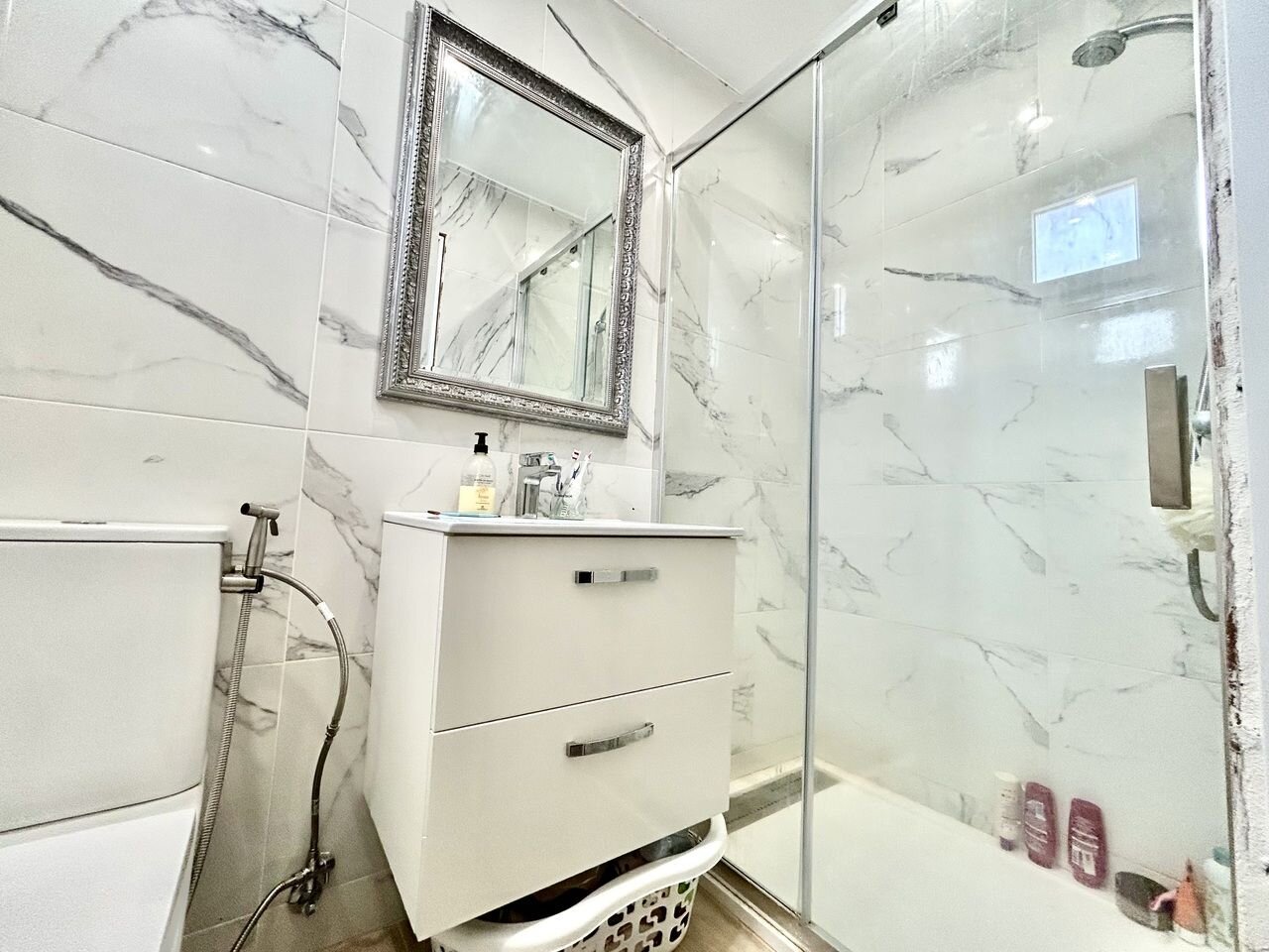 8-Bedroom Villa in Pueblo 8, Los Montesinos - Image 37