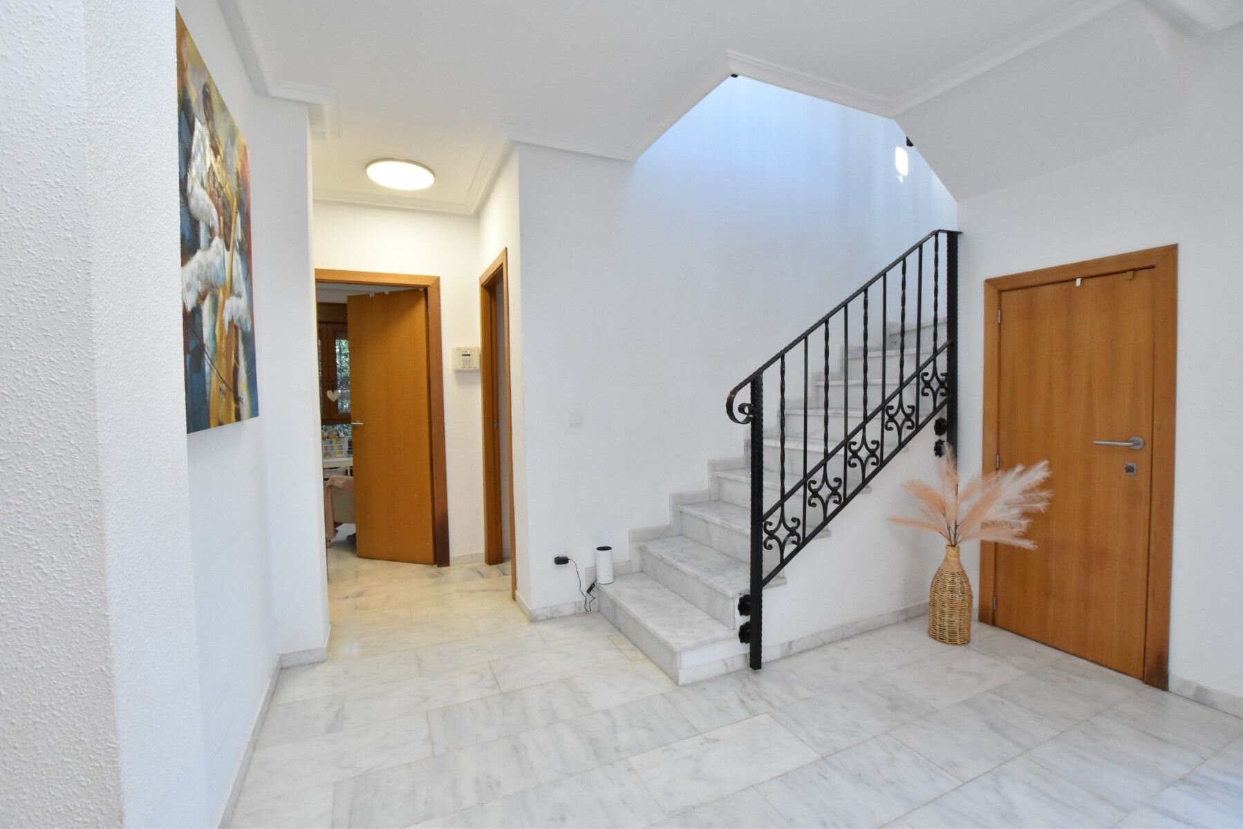 3-Bedroom Villa in Comunidad Valenciana, Algorfa - Image 13