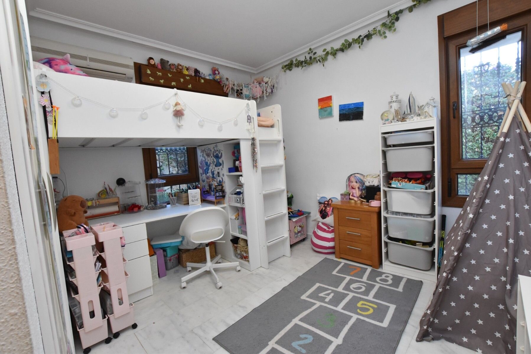 3-Bedroom Villa in Comunidad Valenciana, Algorfa - Image 16