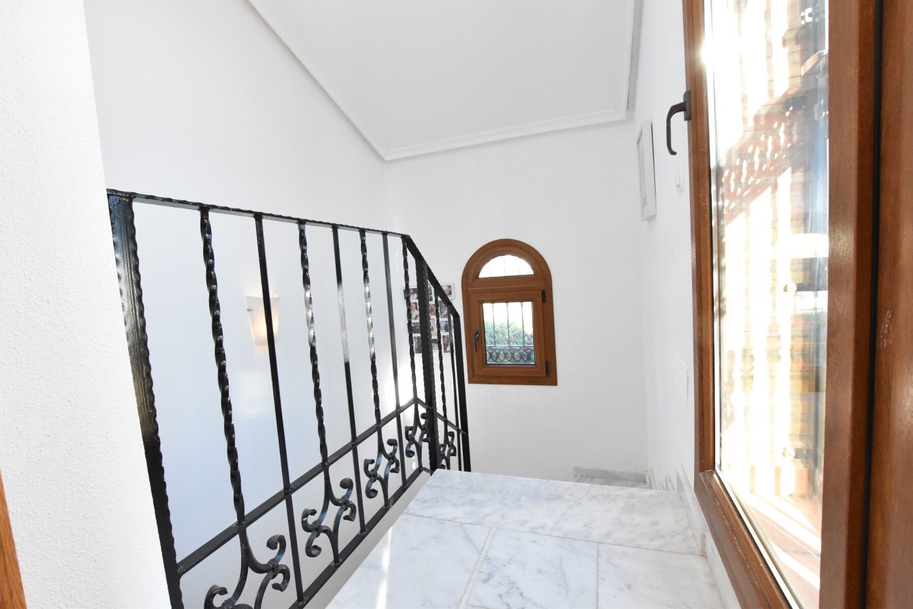 3-Bedroom Villa in Comunidad Valenciana, Algorfa - Image 22