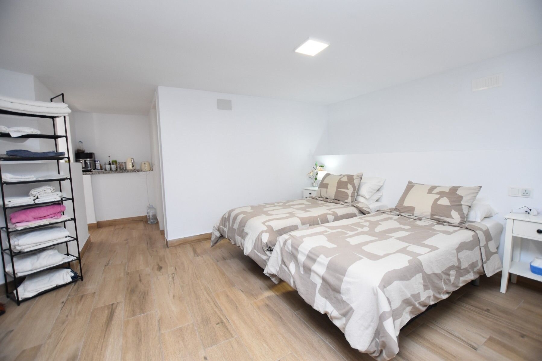 3-Bedroom Villa in Comunidad Valenciana, Algorfa - Image 25