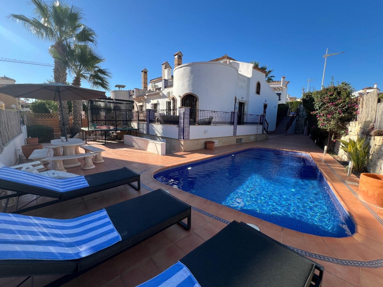 3-Bedroom Villa in Comunidad Valenciana, Algorfa - Image 33