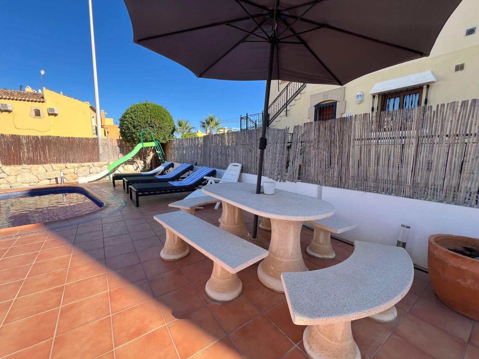 3-Bedroom Villa in Comunidad Valenciana, Algorfa - Image 35