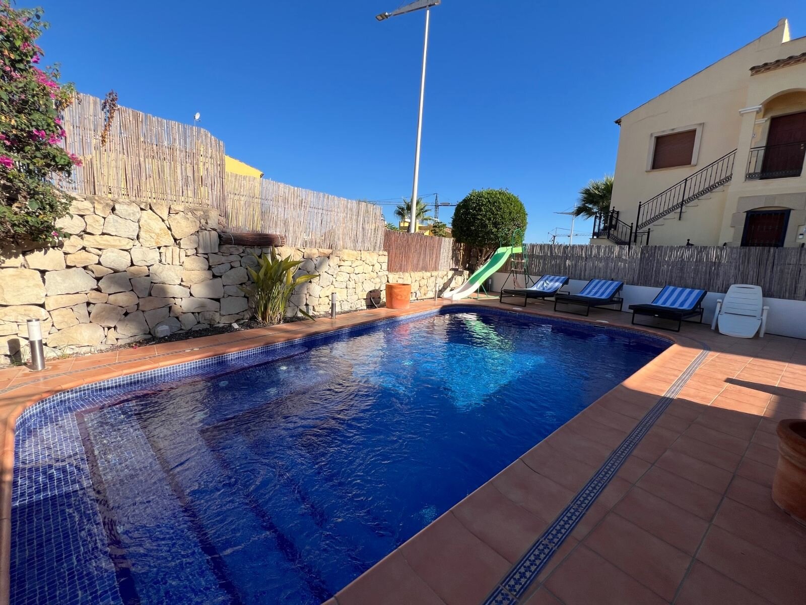 3-Bedroom Villa in Comunidad Valenciana, Algorfa - Image 36