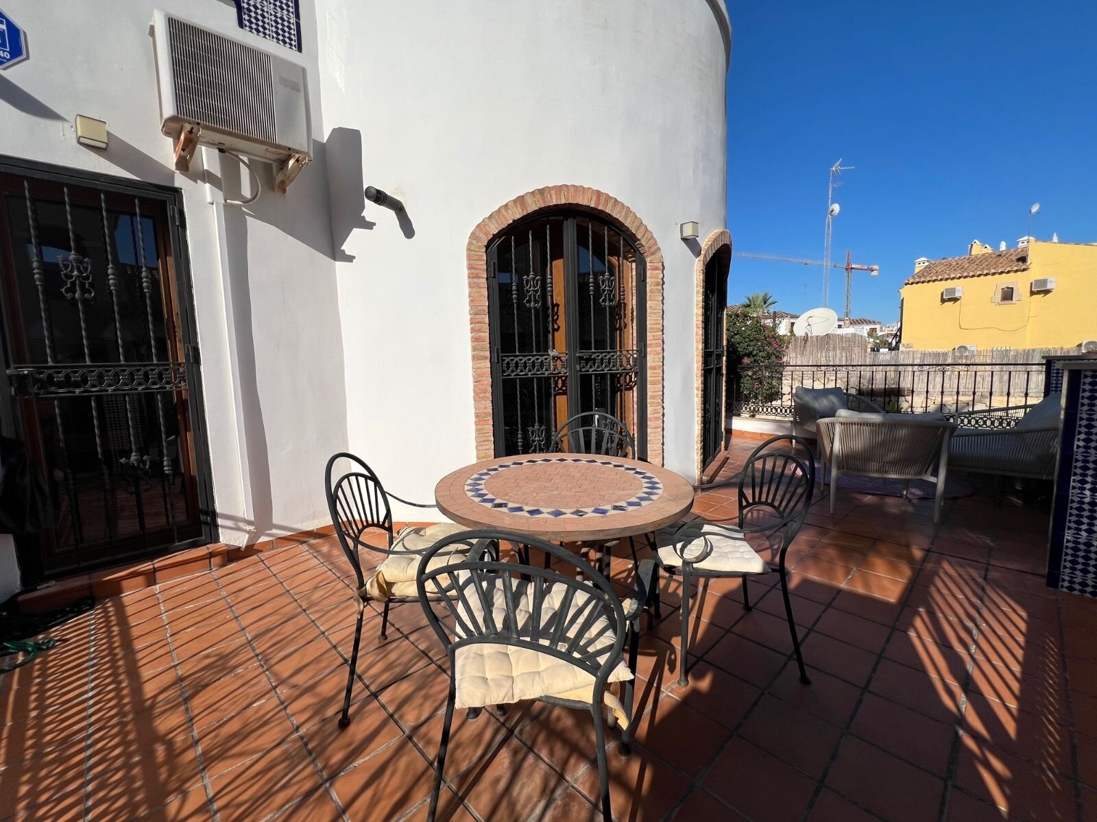3-Bedroom Villa in Comunidad Valenciana, Algorfa - Image 38