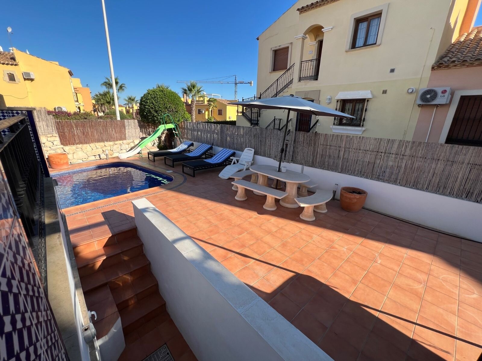 3-Bedroom Villa in Comunidad Valenciana, Algorfa - Image 40