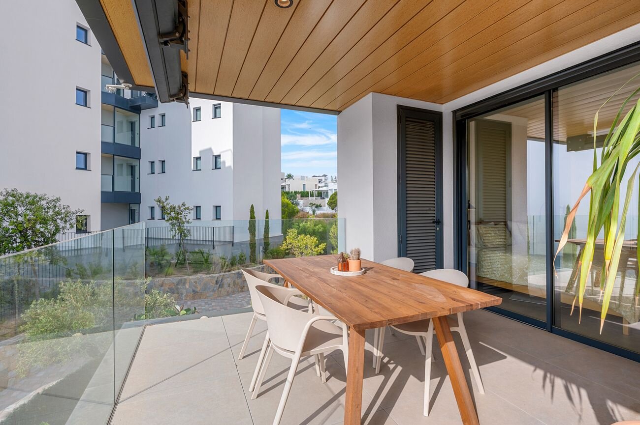 2-Bedroom Apartment in Lomas de Cabo Roig, Orihuela Costa - Image 18