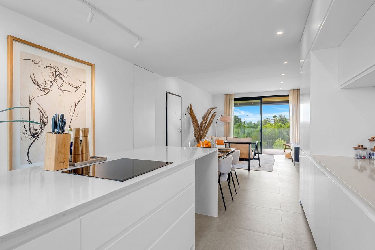 2-Bedroom Apartment in Lomas de Cabo Roig, Orihuela Costa - Image 6