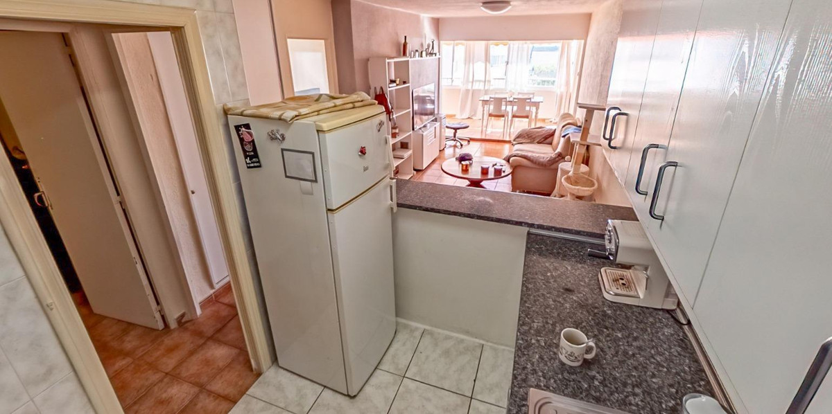 2-Bedroom Middle Floor Apartment in  Altea | Sunny Casas ... - Image 4