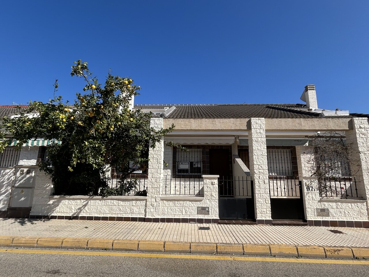 4-Bedroom House in Torre de la Horadada, Pilar de la Horadada - Image 1