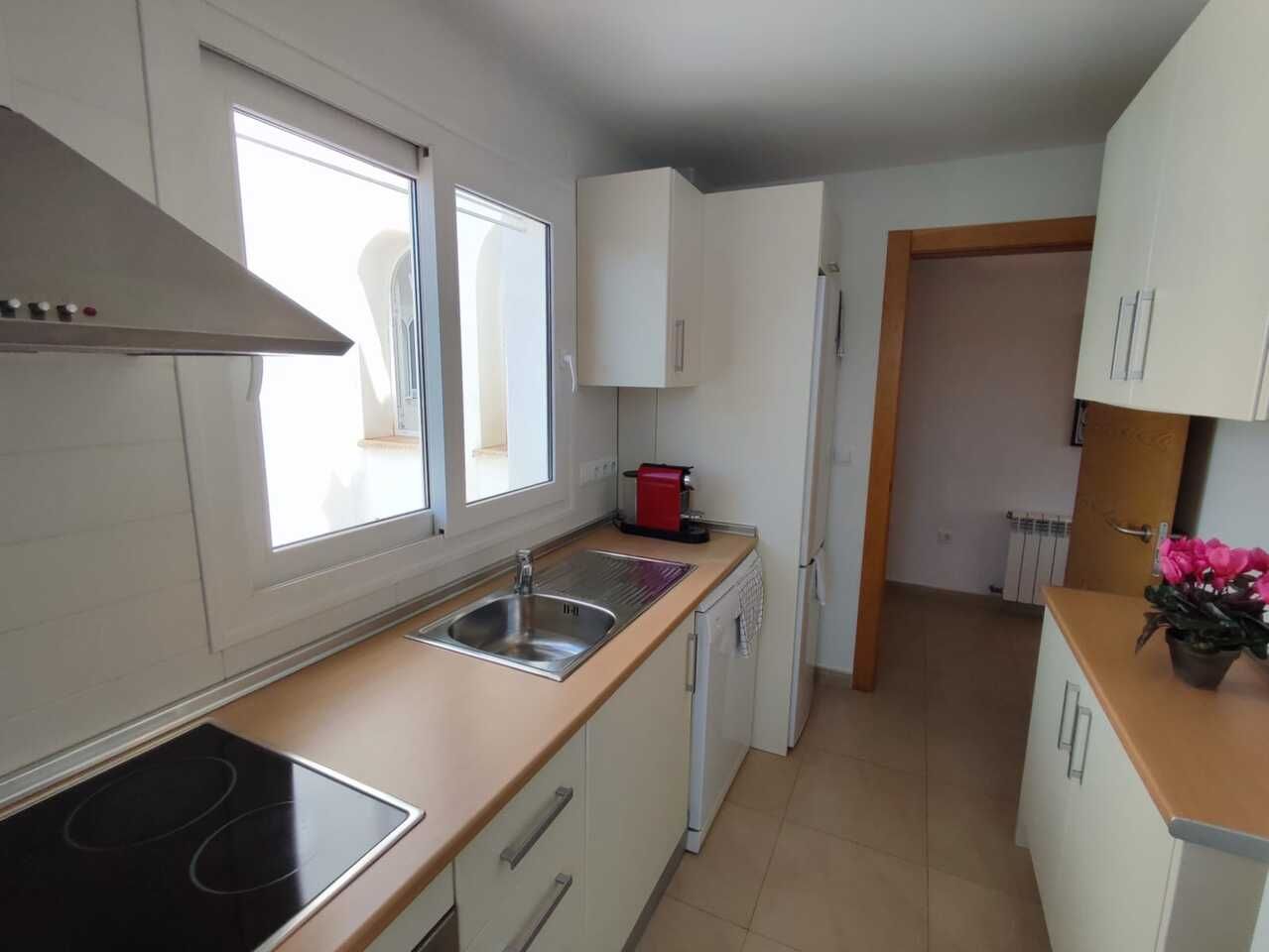 2-Bedroom Apartment in Sucina, Sucina - Image 13