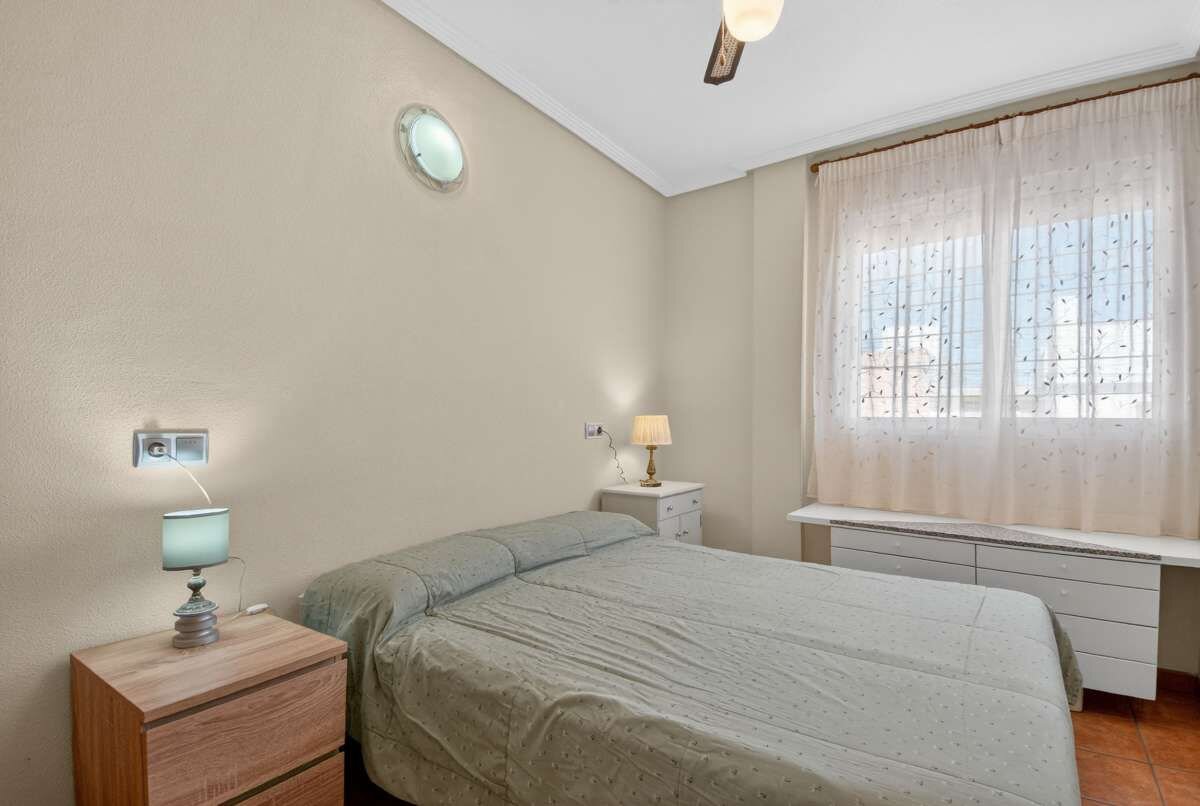 5-Bedroom Villa in Lo Pagan - Image 16