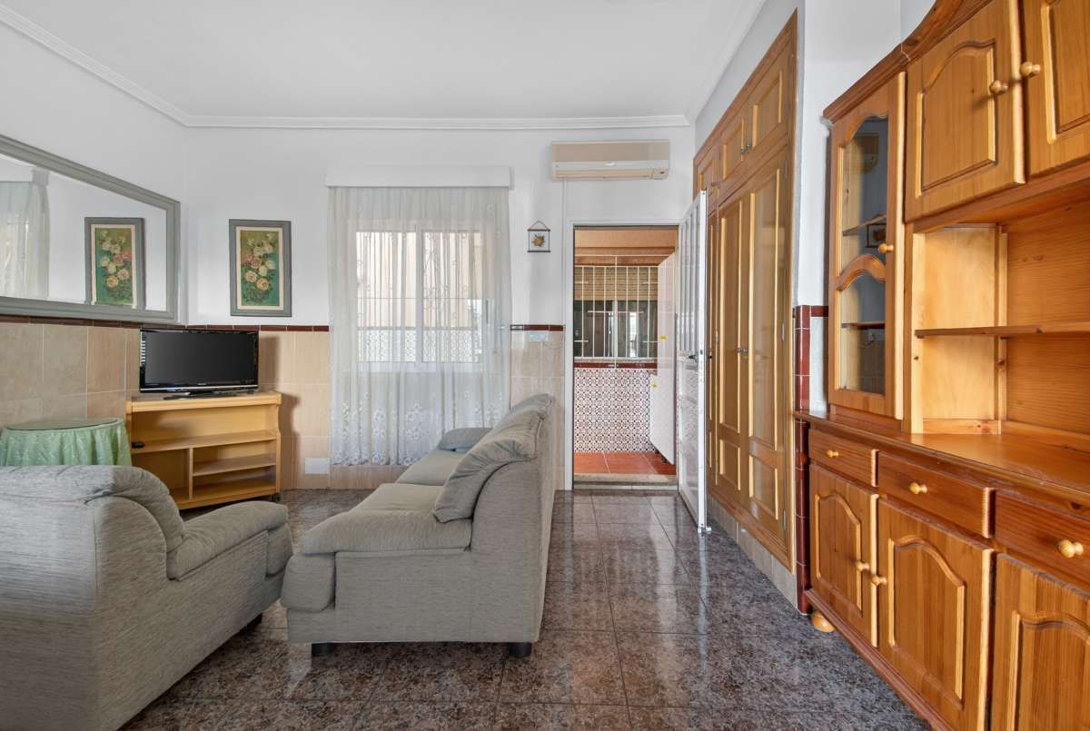 5-Bedroom Villa in Lo Pagan - Image 21