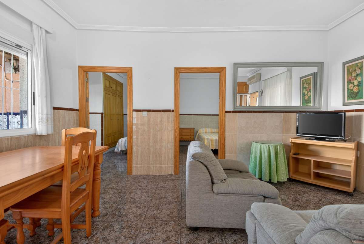 5-Bedroom Villa in Lo Pagan - Image 23