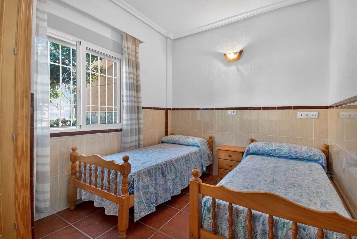 5-Bedroom Villa in Lo Pagan - Image 27