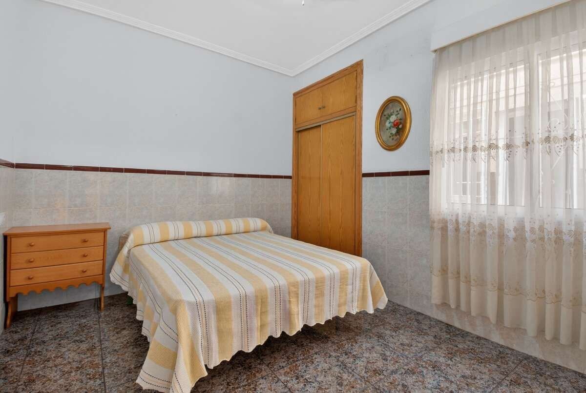 5-Bedroom Villa in Lo Pagan - Image 29