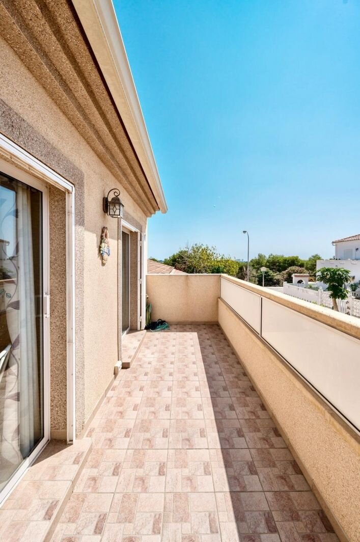 3-Bedroom House in La Siesta - El Salado - Torreta, Torrevieja - Image 14