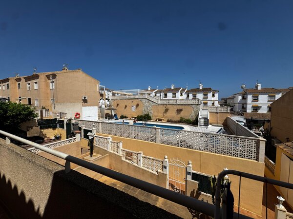Apartamento de 2 Dormitorios en Pueblo, San Miguel de Salinas