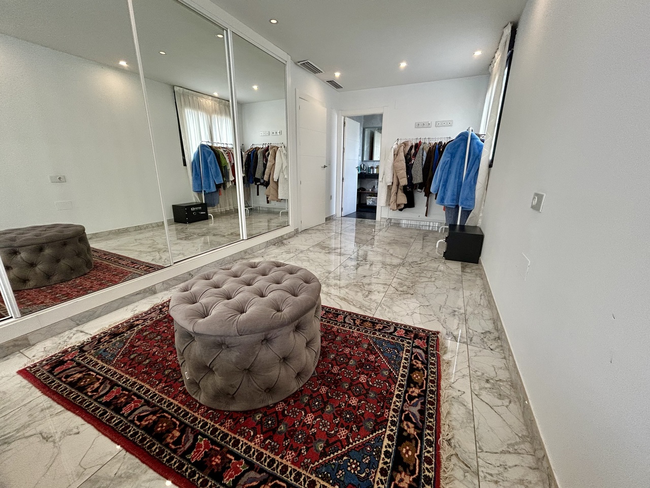 3-Bedroom Villa in La Siesta, Torrevieja - Image 23