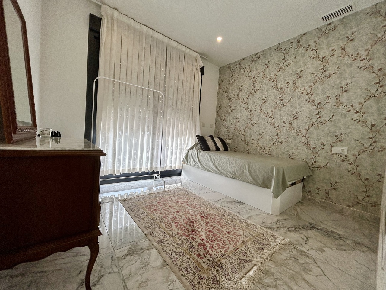 3-Bedroom Villa in La Siesta, Torrevieja - Image 35