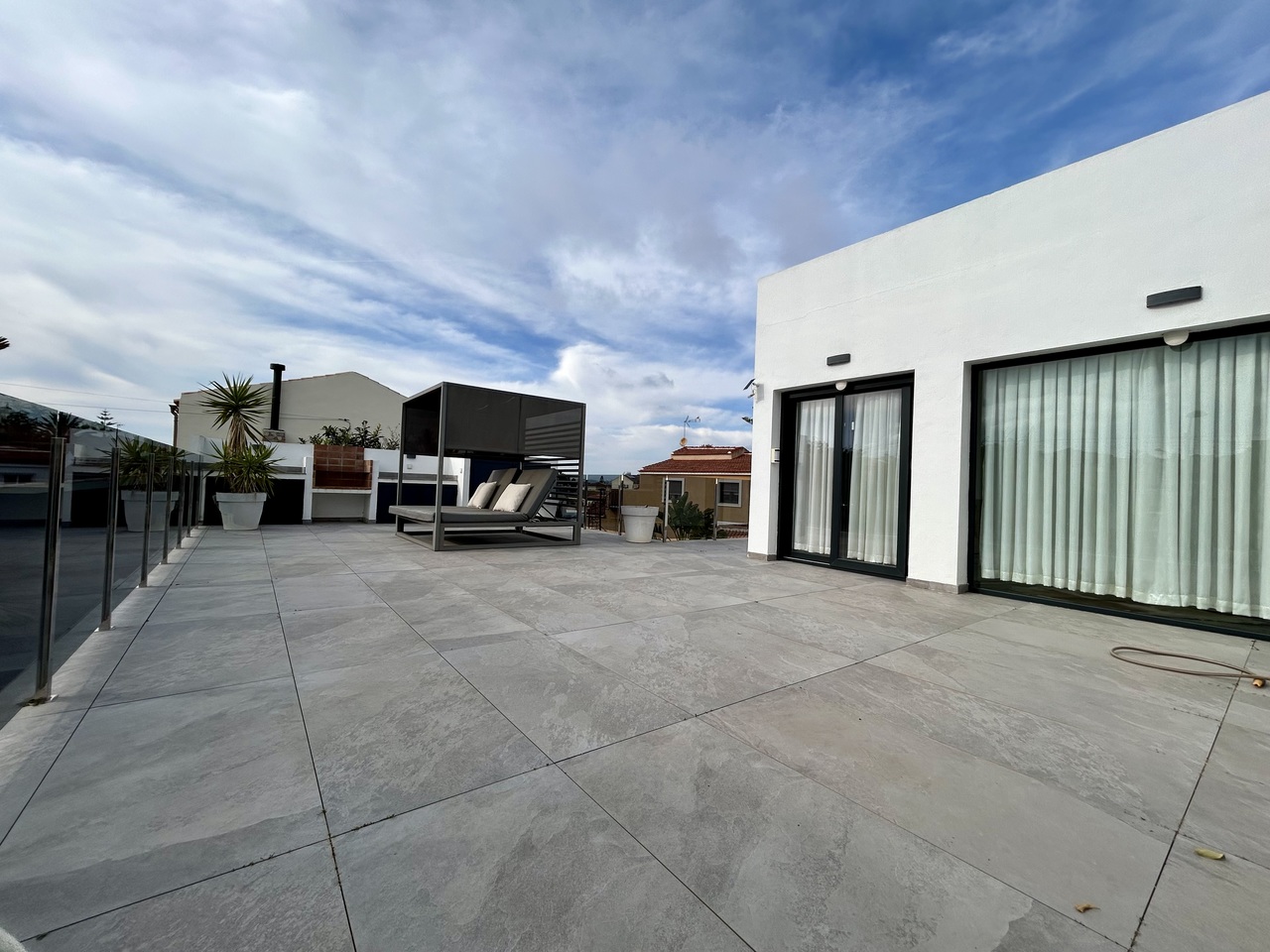 3-Bedroom Villa in La Siesta, Torrevieja - Image 41