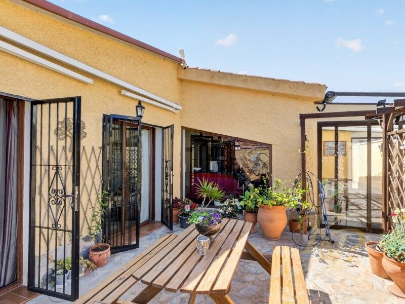3-Zimmer Villa in Calas Blanca, Torrevieja - Image 2