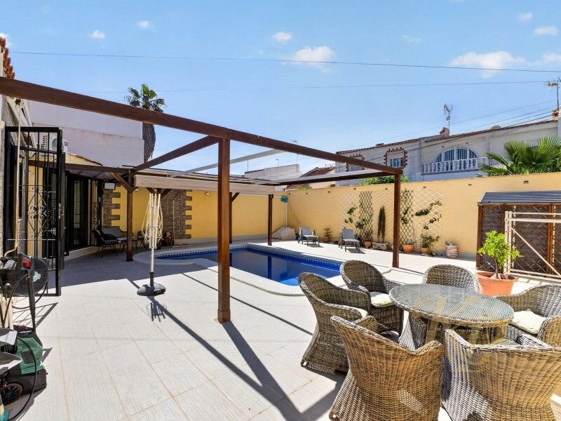 3-Zimmer Villa in Calas Blanca, Torrevieja - Image 3