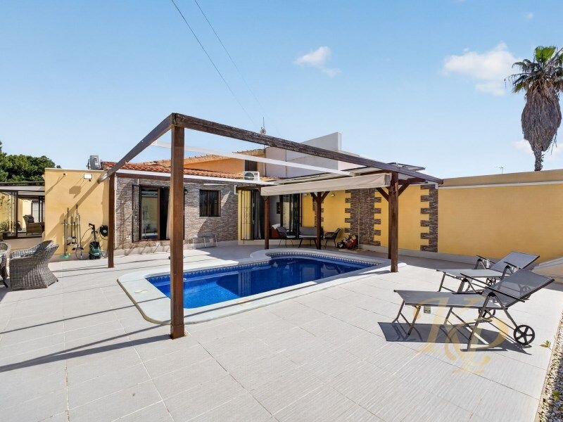 3-Zimmer Villa in Calas Blanca, Torrevieja - Image 5