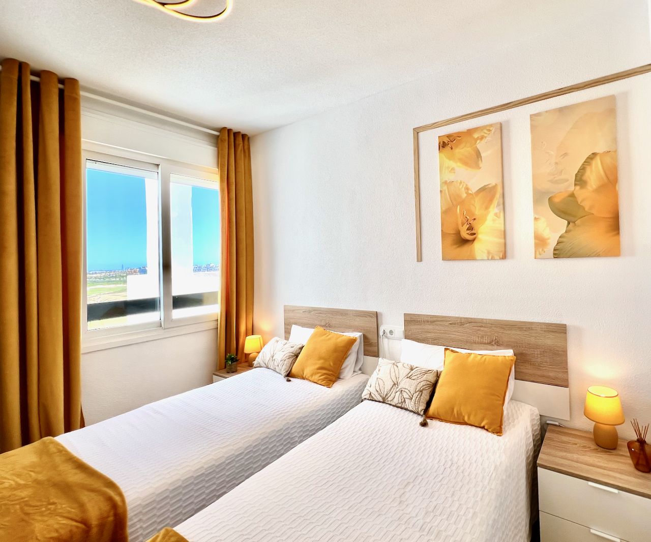 2-Bedroom Apartment in Roldán, Torre - Pacheco - Image 15