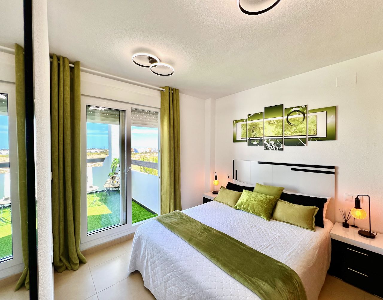 2-Bedroom Apartment in Roldán, Torre - Pacheco - Image 21