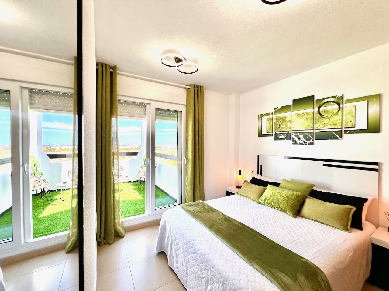 2-Bedroom Apartment in Roldán, Torre - Pacheco - Image 23