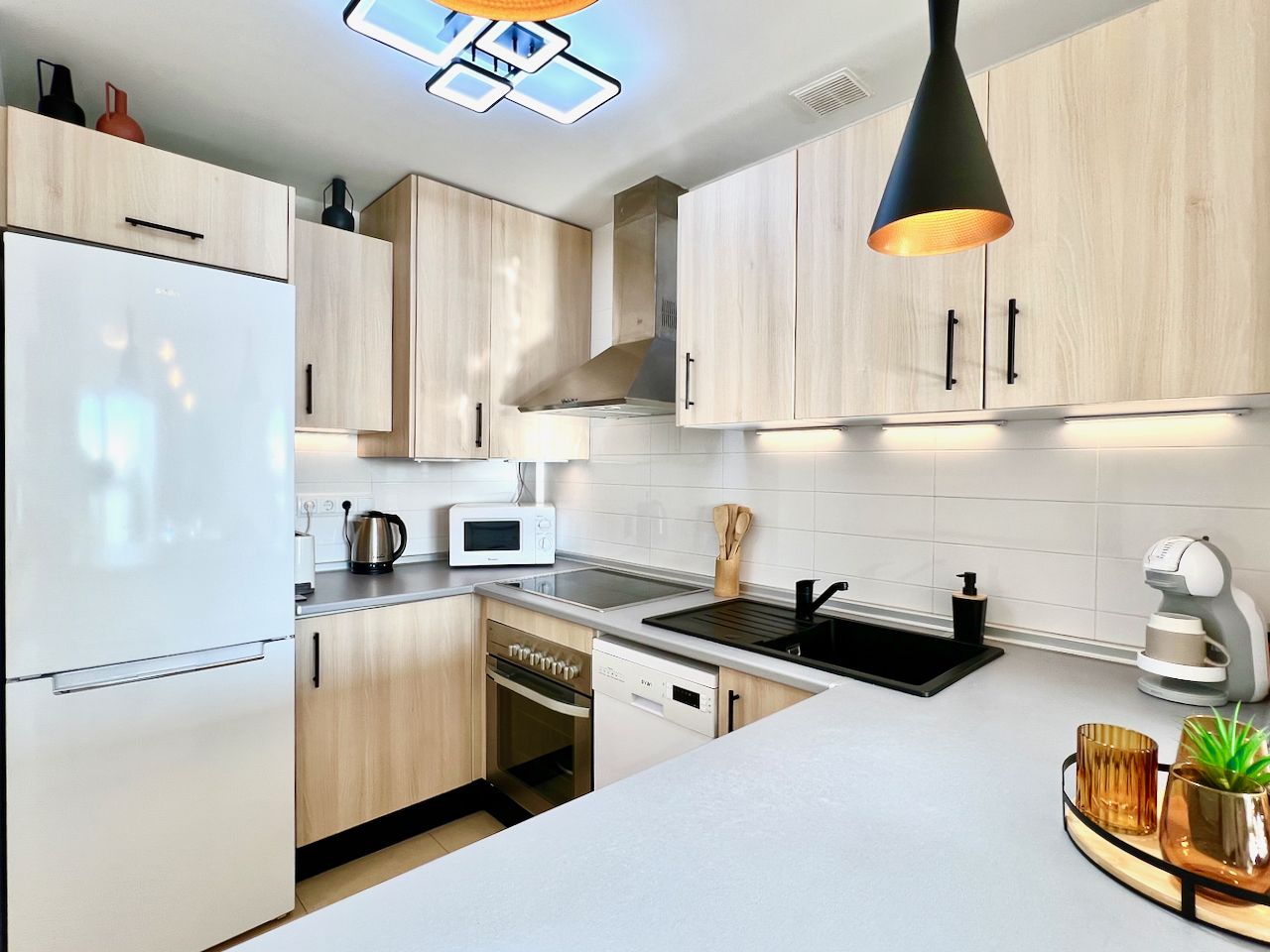 2-Bedroom Apartment in Roldán, Torre - Pacheco - Image 3