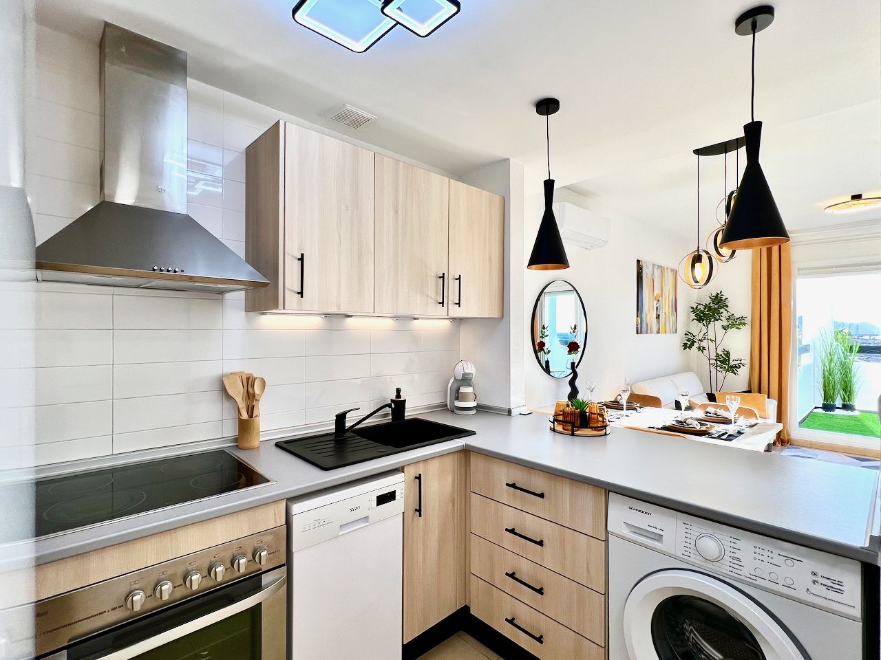 2-Bedroom Apartment in Roldán, Torre - Pacheco - Image 5