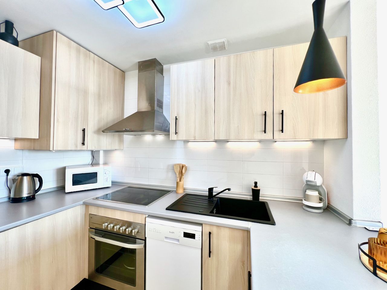 2-Bedroom Apartment in Roldán, Torre - Pacheco - Image 9