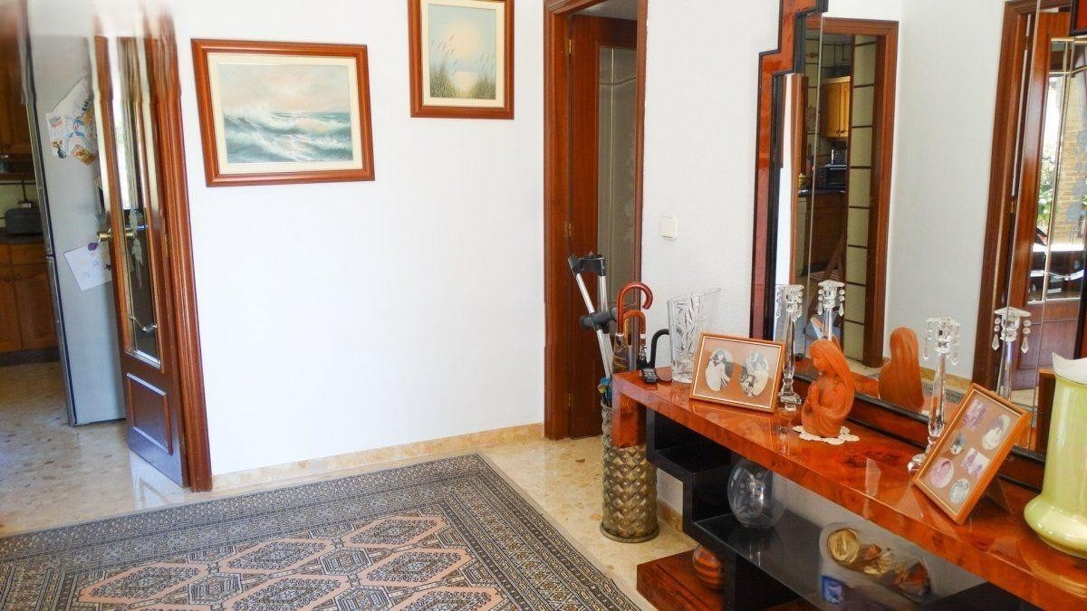 4-Bedroom Detached House in Benidorm | Sunny Casas - Cos... - Image 11