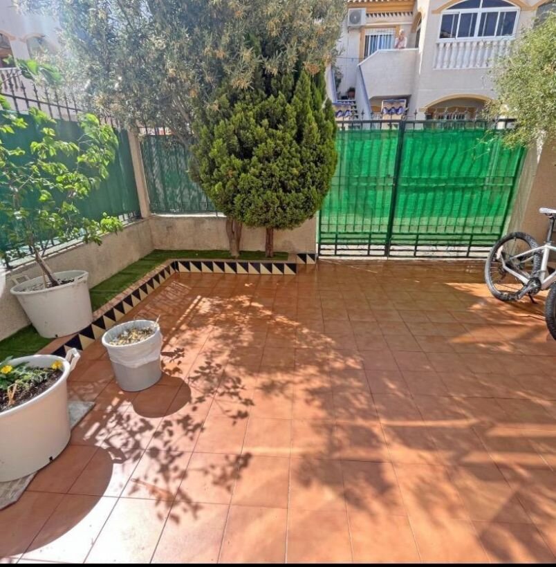 2-Bedroom House in El Edén - Los Estaños, Guardamar del Segura - Image 18