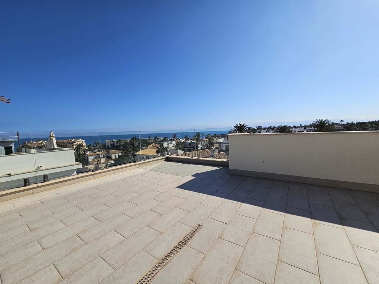 5-Bedroom Villa in La Zenia, Orihuela Costa - Image 37