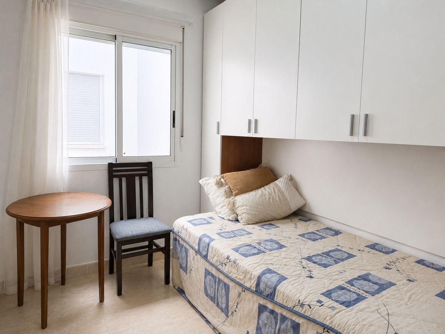 2-Bedroom Apartment in Playa del Cura, Torrevieja - Image 7