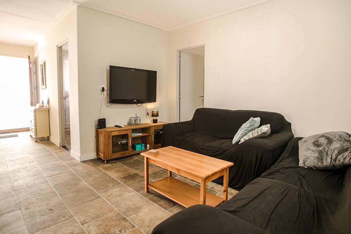 4-Bedroom Apartment in San Javier, San Javier - Image 2