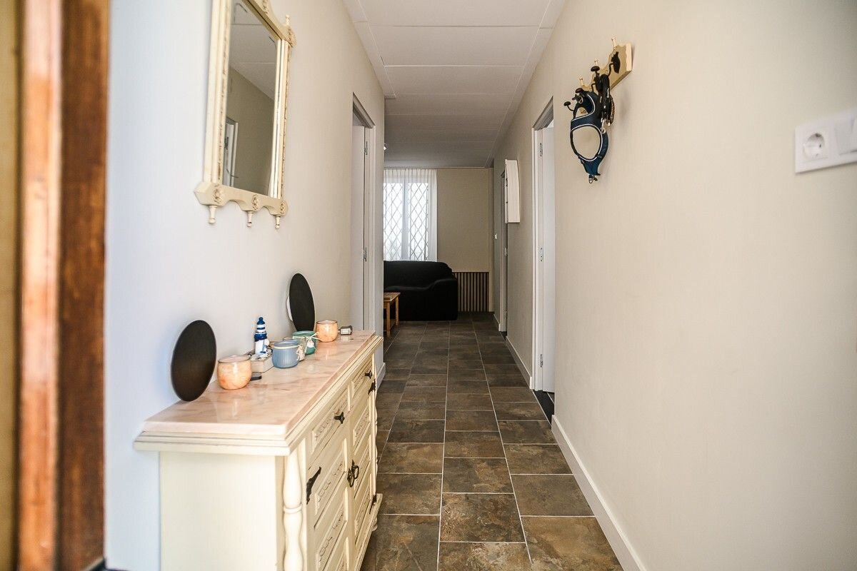 4-Bedroom Apartment in San Javier, San Javier - Image 5