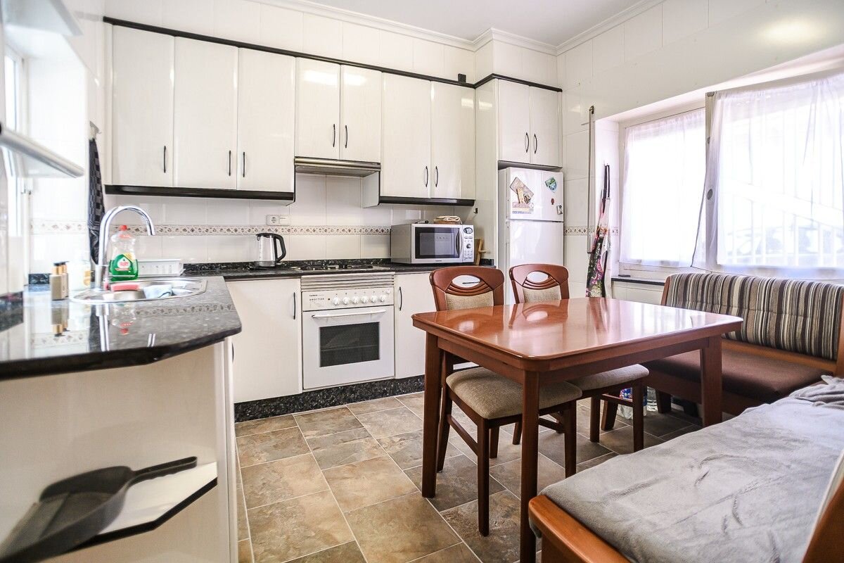 4-Bedroom Apartment in San Javier, San Javier - Image 6